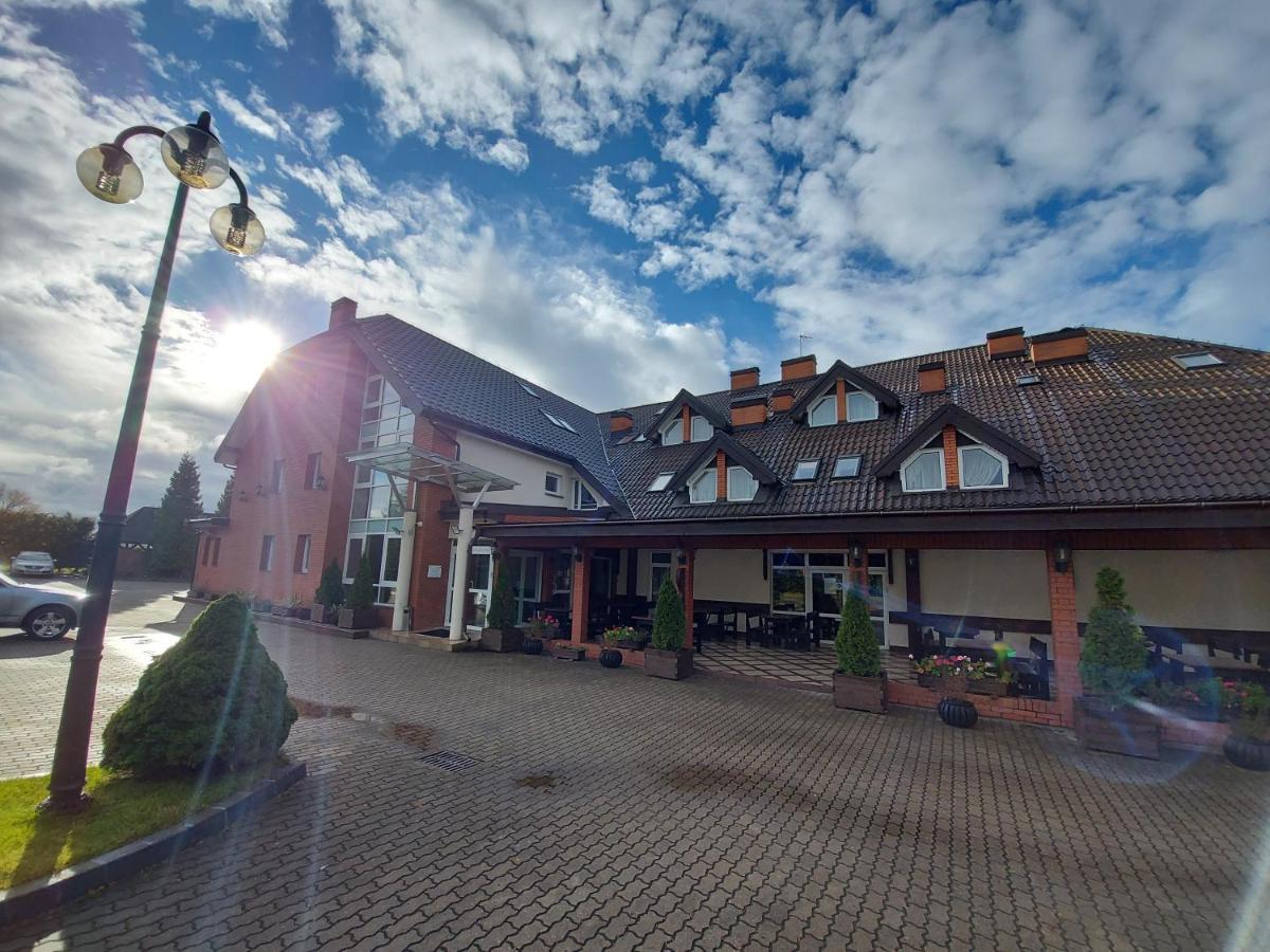 Holiday Stary Folwark Exterior foto